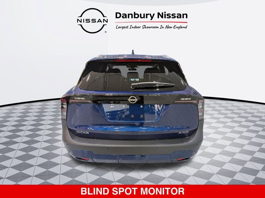 2025 Nissan Kicks SV