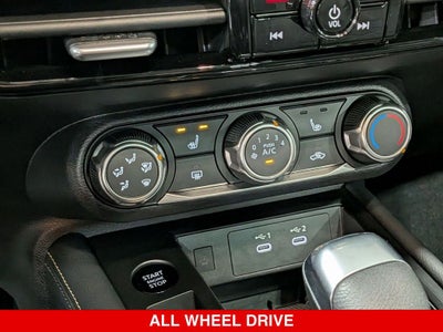 2025 Nissan Kicks SV Premium AWD NISSAN CERTIFIED