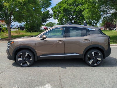 2025 Nissan Kicks SR