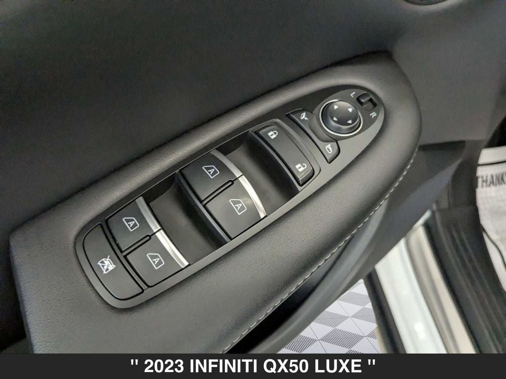 2023 INFINITI QX50 LUXE