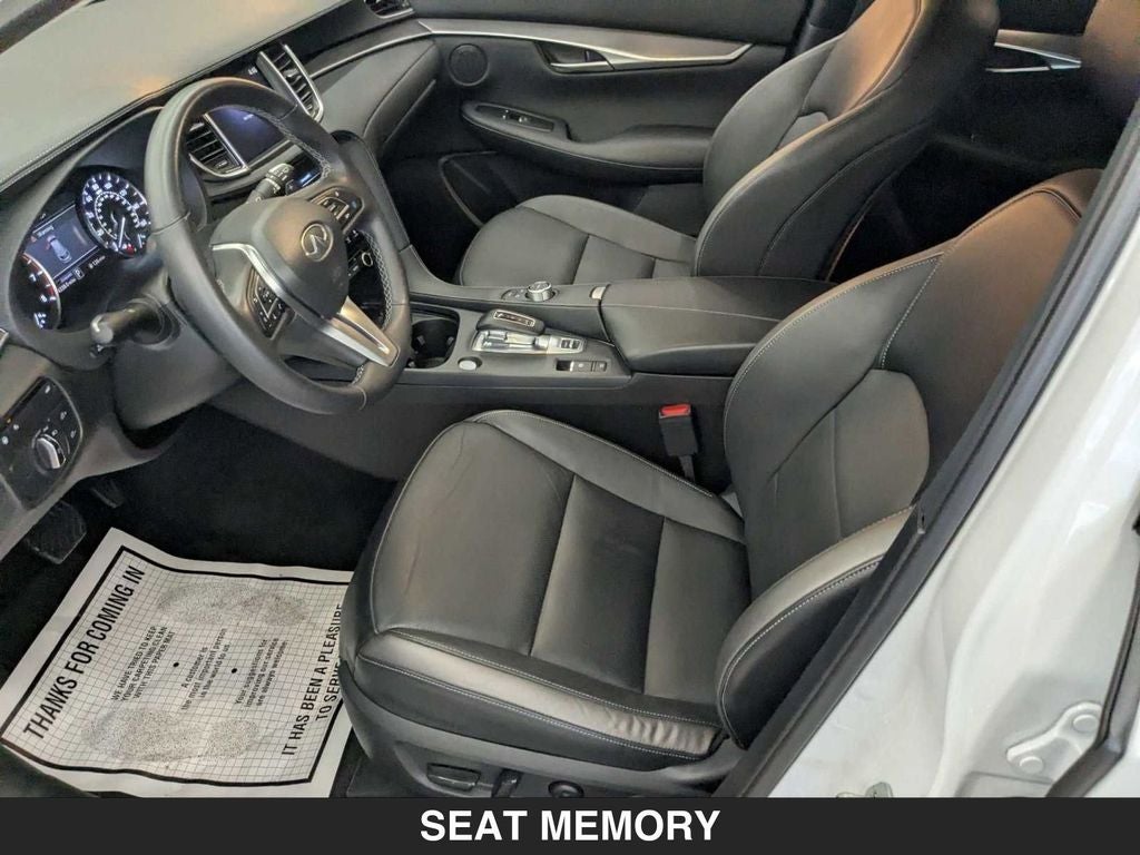 2023 INFINITI QX50 LUXE