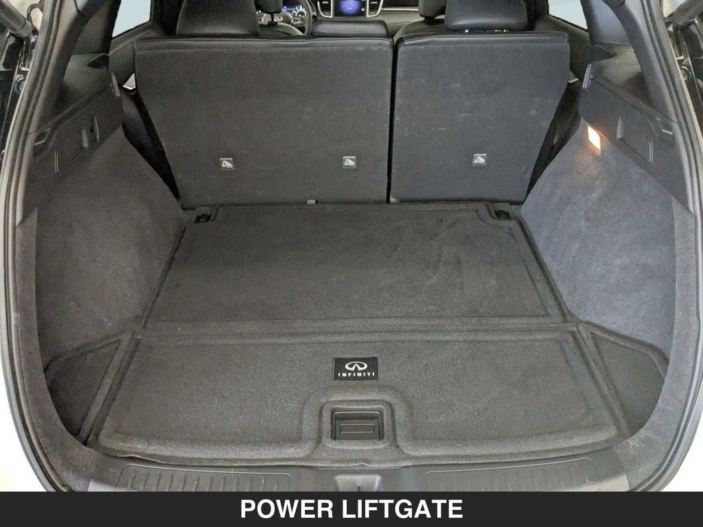 2022 INFINITI QX50 LUXE