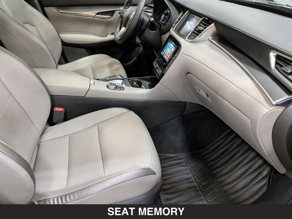 2023 INFINITI QX50 LUXE