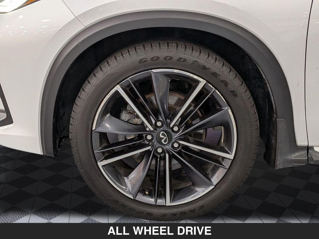 2023 INFINITI QX55 LUXE