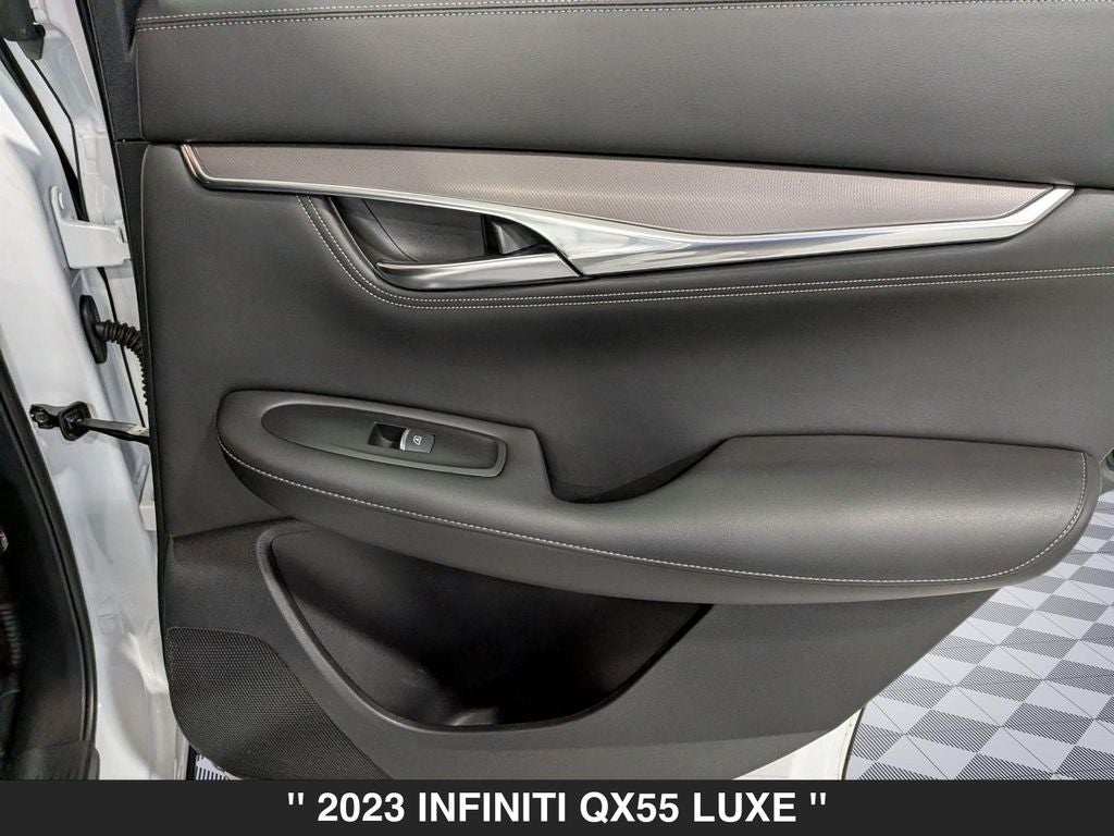 2023 INFINITI QX55 LUXE