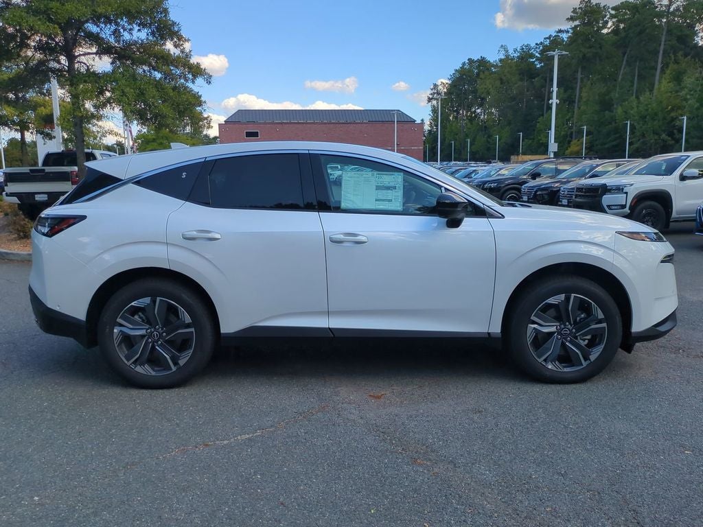 2025 Nissan Murano SL