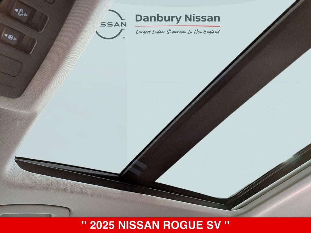 2025 Nissan Rogue SV