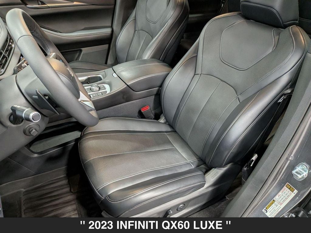 2023 INFINITI QX60 LUXE
