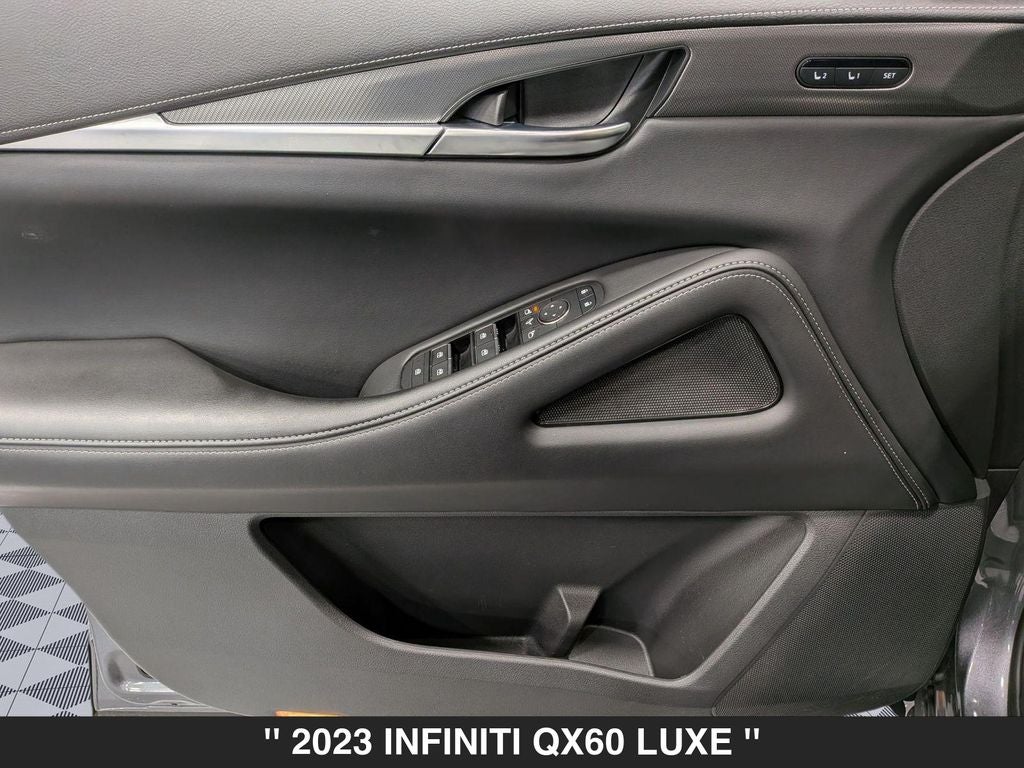 2023 INFINITI QX60 LUXE