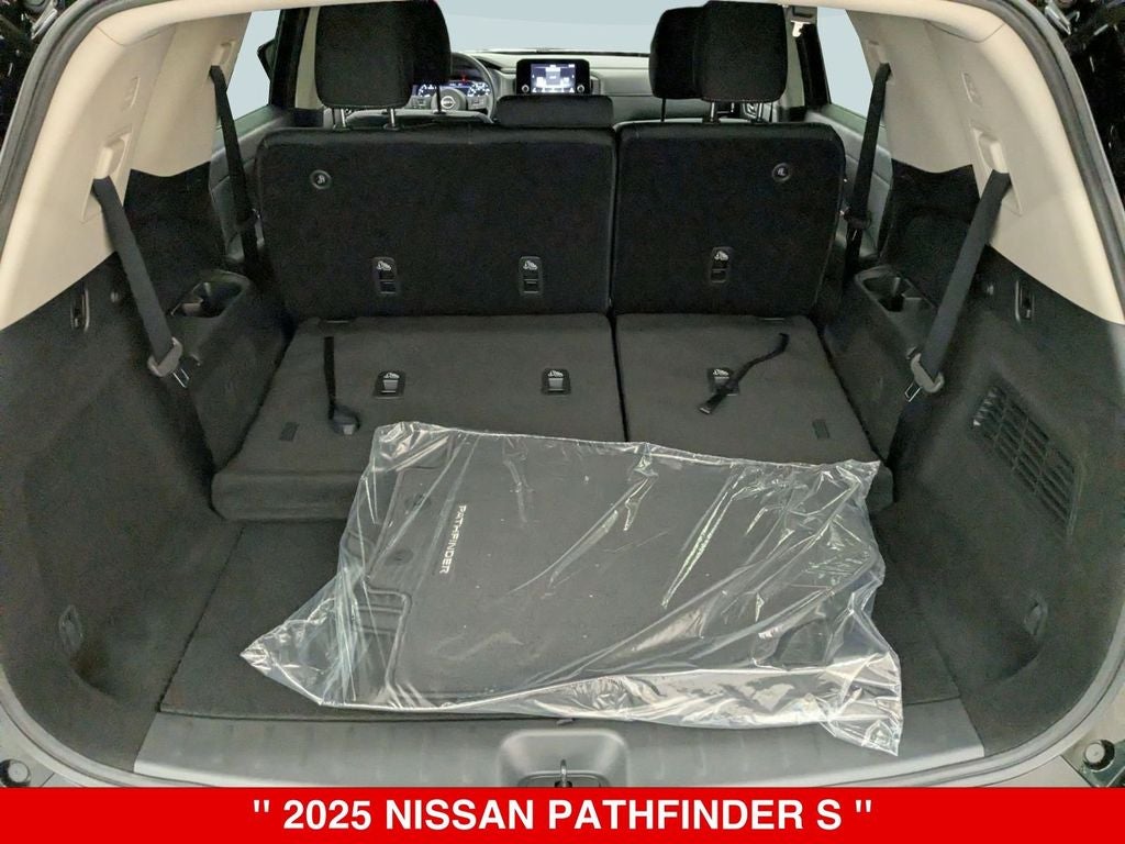 2025 Nissan Pathfinder S