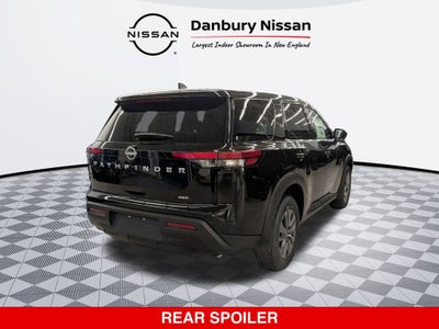 2025 Nissan Pathfinder S