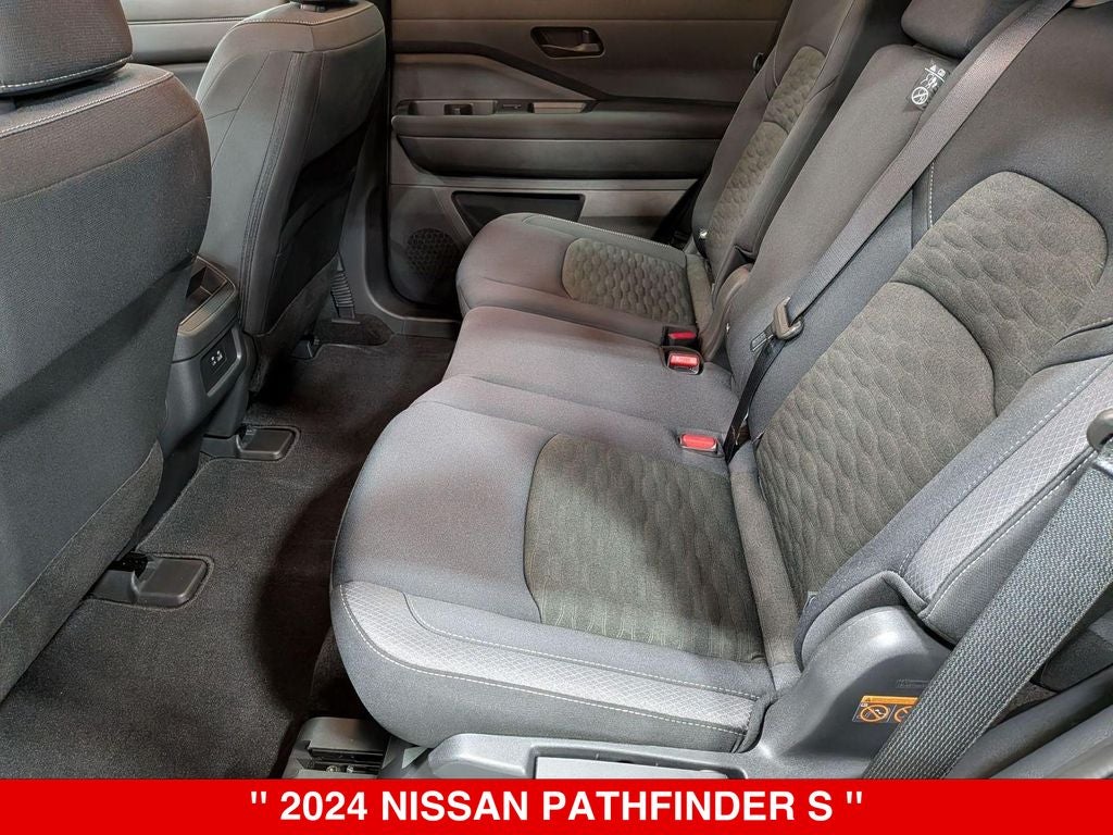 2024 Nissan Pathfinder S