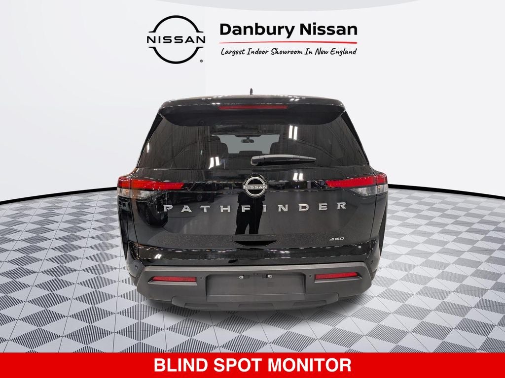 2024 Nissan Pathfinder S