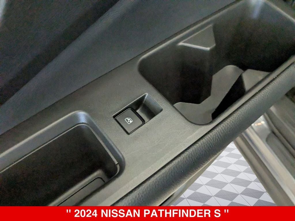 2024 Nissan Pathfinder S