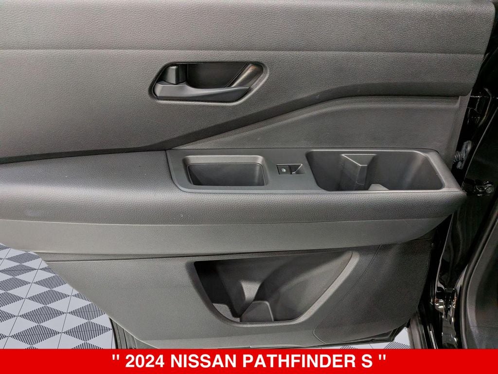 2024 Nissan Pathfinder S