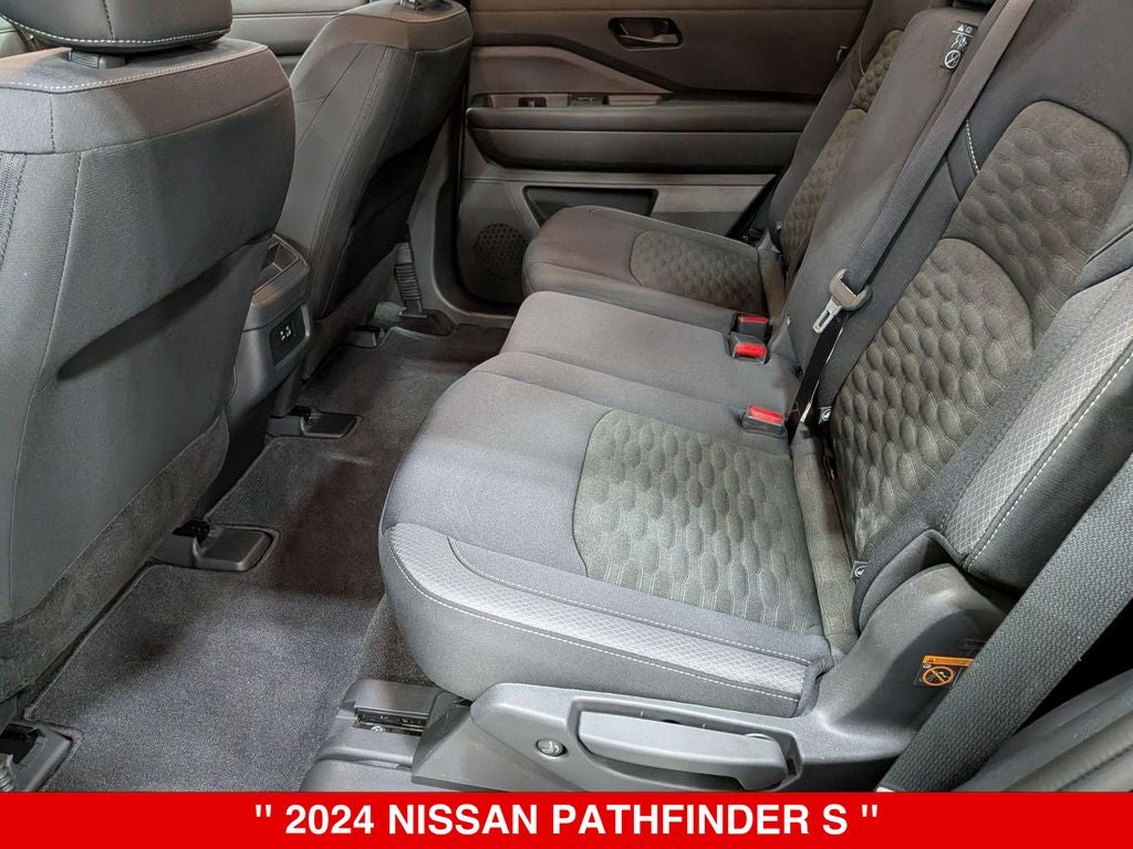 2024 Nissan Pathfinder S