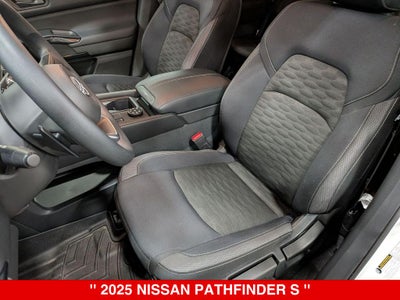 2025 Nissan Pathfinder S