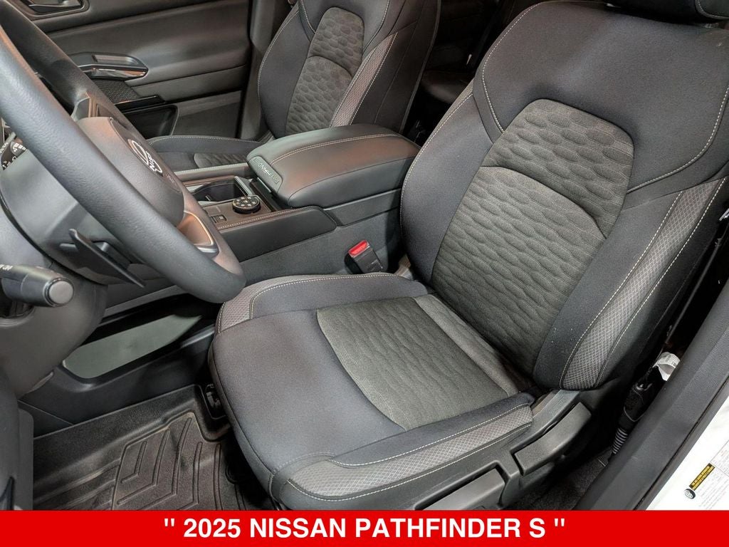 2025 Nissan Pathfinder S