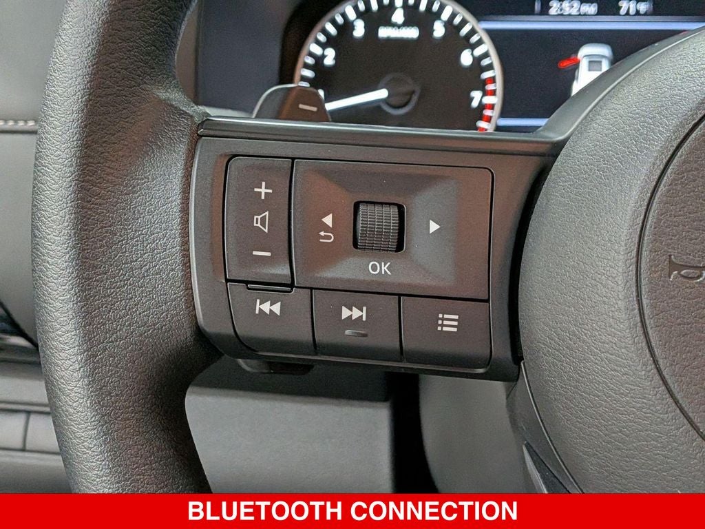 2025 Nissan Pathfinder S