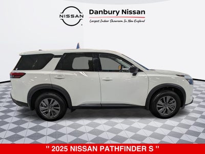 2025 Nissan Pathfinder S