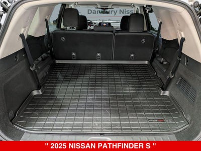 2025 Nissan Pathfinder S