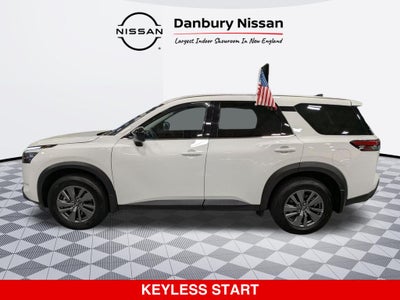 2025 Nissan Pathfinder S