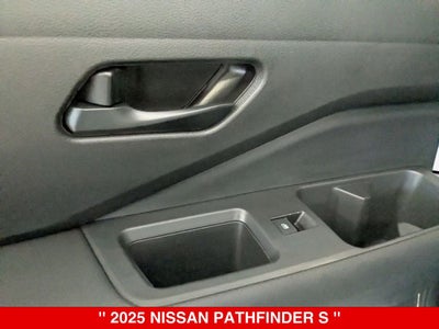 2025 Nissan Pathfinder S