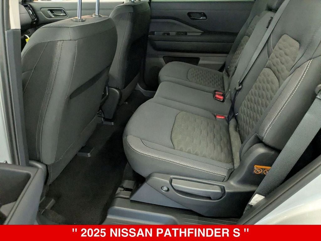 2025 Nissan Pathfinder S