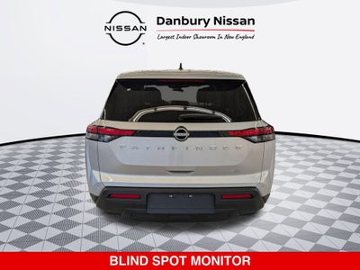 2025 Nissan Pathfinder S