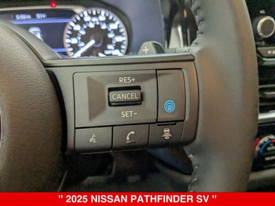 2025 Nissan Pathfinder SV