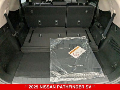 2025 Nissan Pathfinder SV