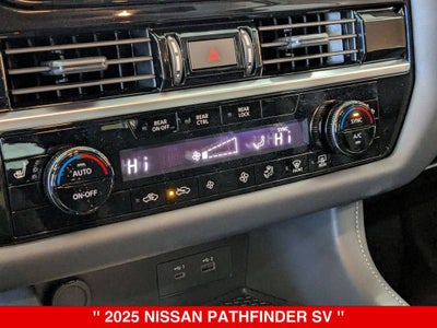 2025 Nissan Pathfinder SV