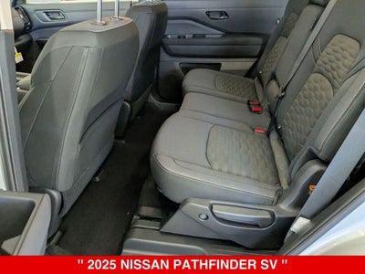 2025 Nissan Pathfinder SV