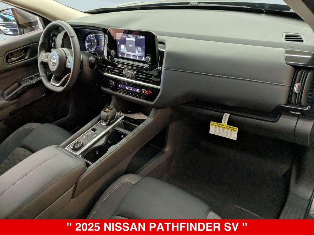 2025 Nissan Pathfinder SV