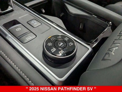 2025 Nissan Pathfinder SV