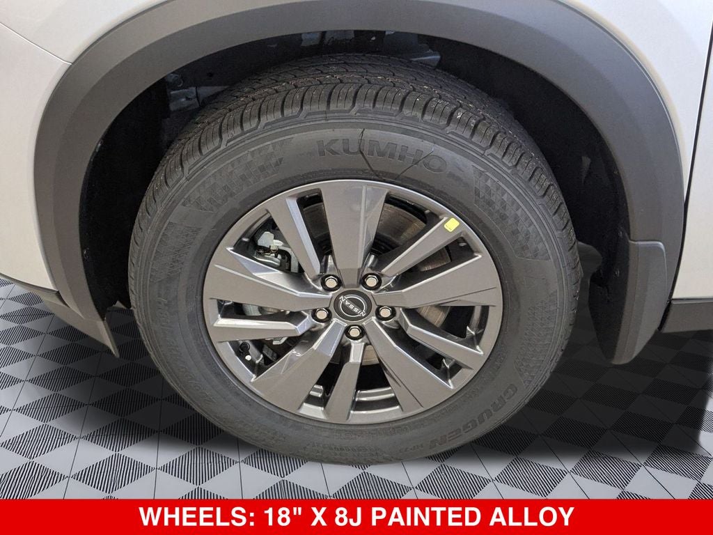 2025 Nissan Pathfinder SV