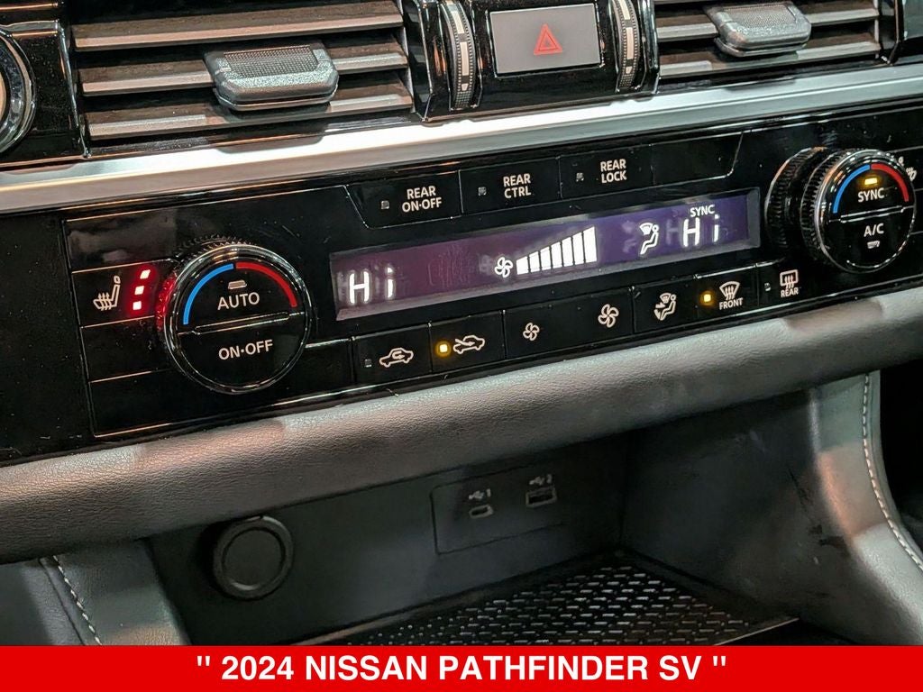 2024 Nissan Pathfinder SV