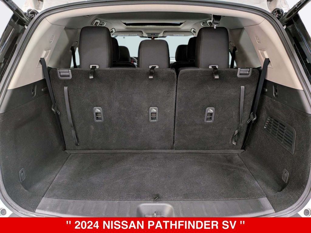 2024 Nissan Pathfinder SV