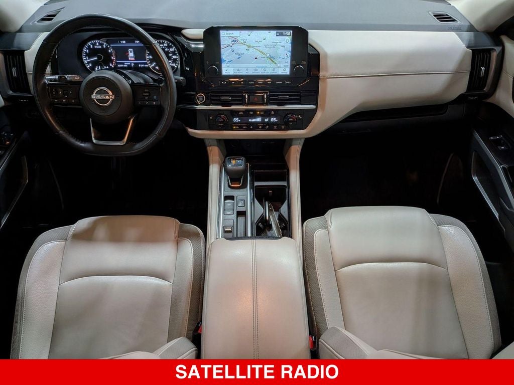 2023 Nissan Pathfinder SL