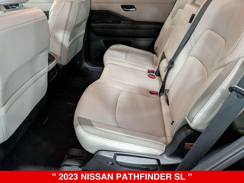 2023 Nissan Pathfinder SL