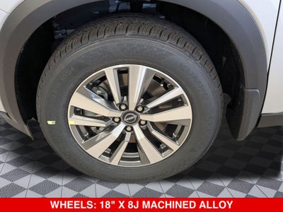 2025 Nissan Pathfinder SL