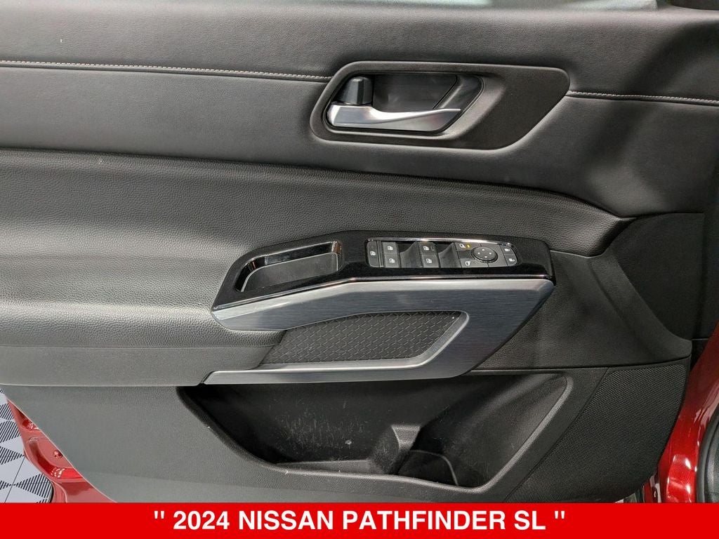 2024 Nissan Pathfinder SL