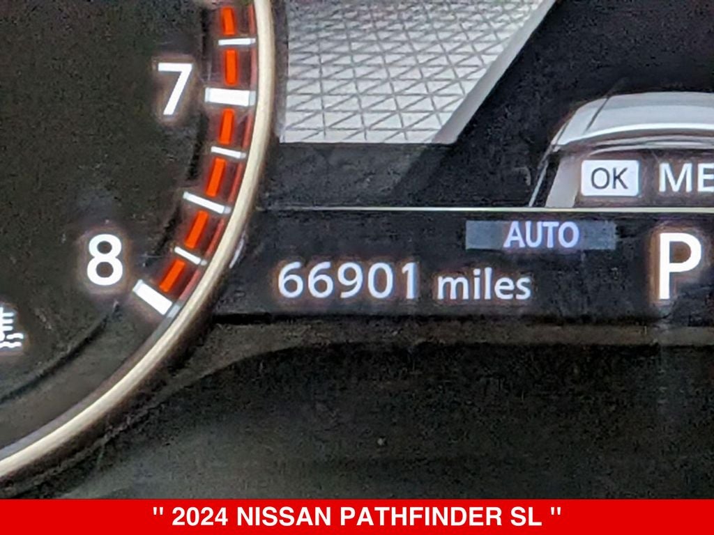 2024 Nissan Pathfinder SL