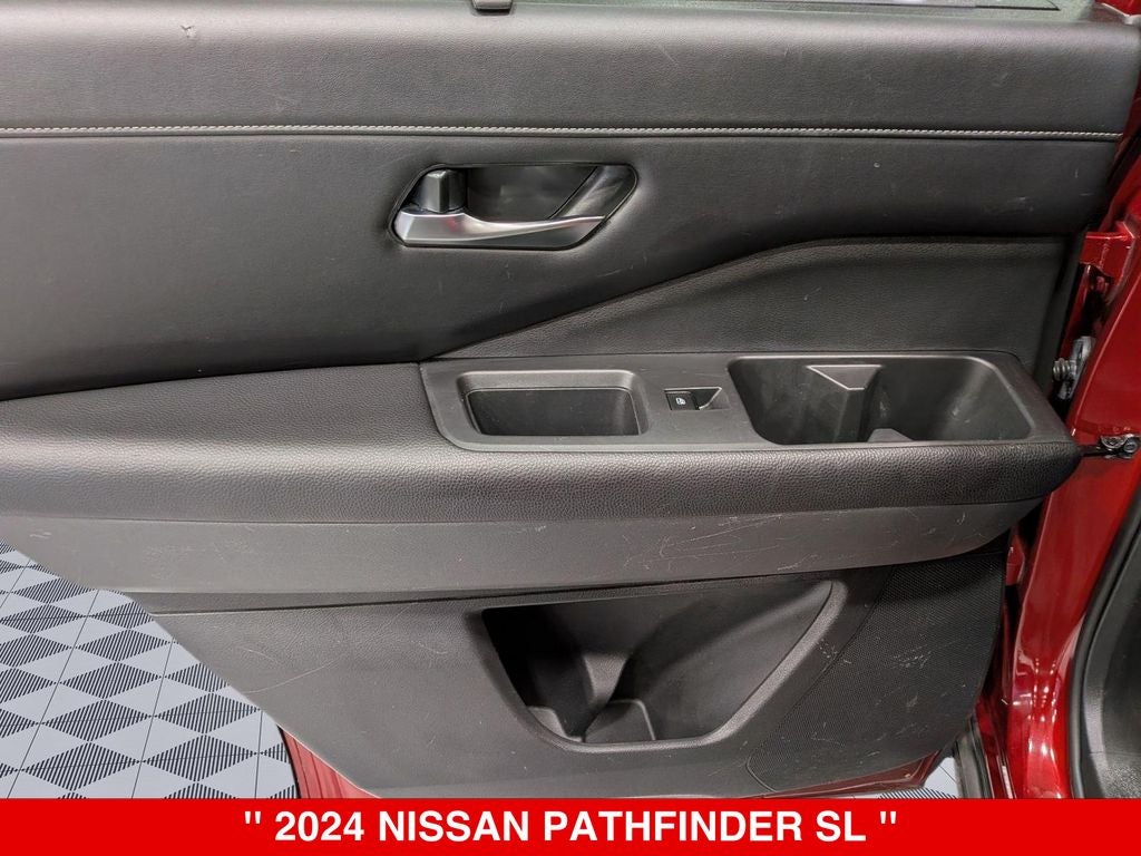2024 Nissan Pathfinder SL