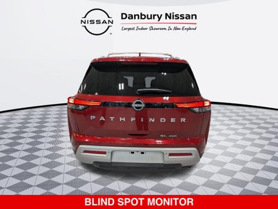 2024 Nissan Pathfinder SL