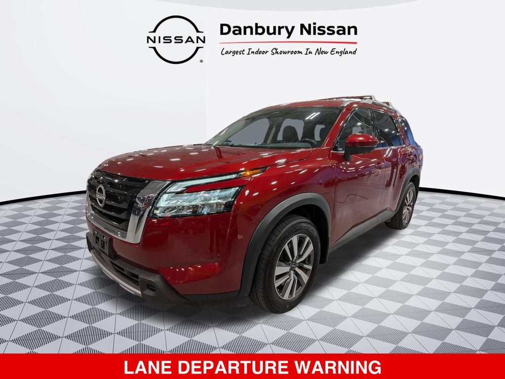 2024 Nissan Pathfinder SL