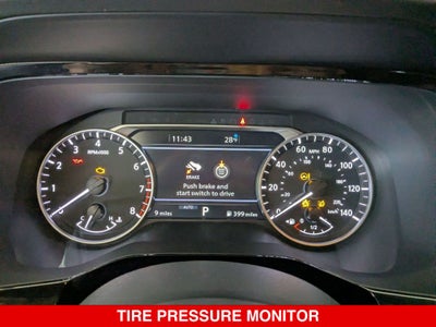 2025 Nissan Pathfinder SL