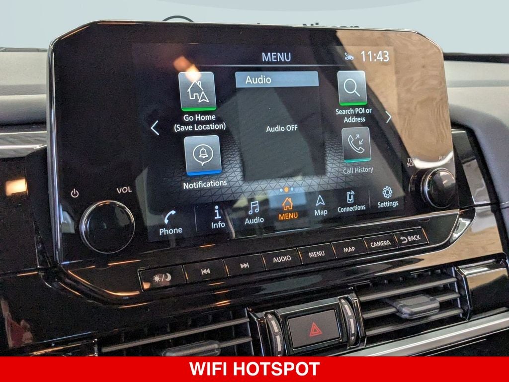 2025 Nissan Pathfinder SL