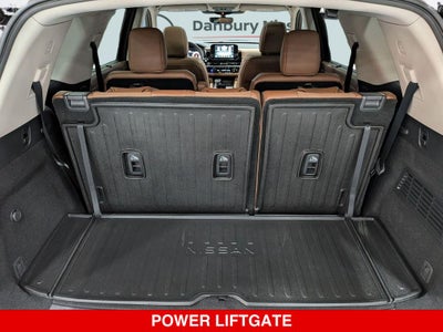 2023 Nissan Pathfinder Platinum