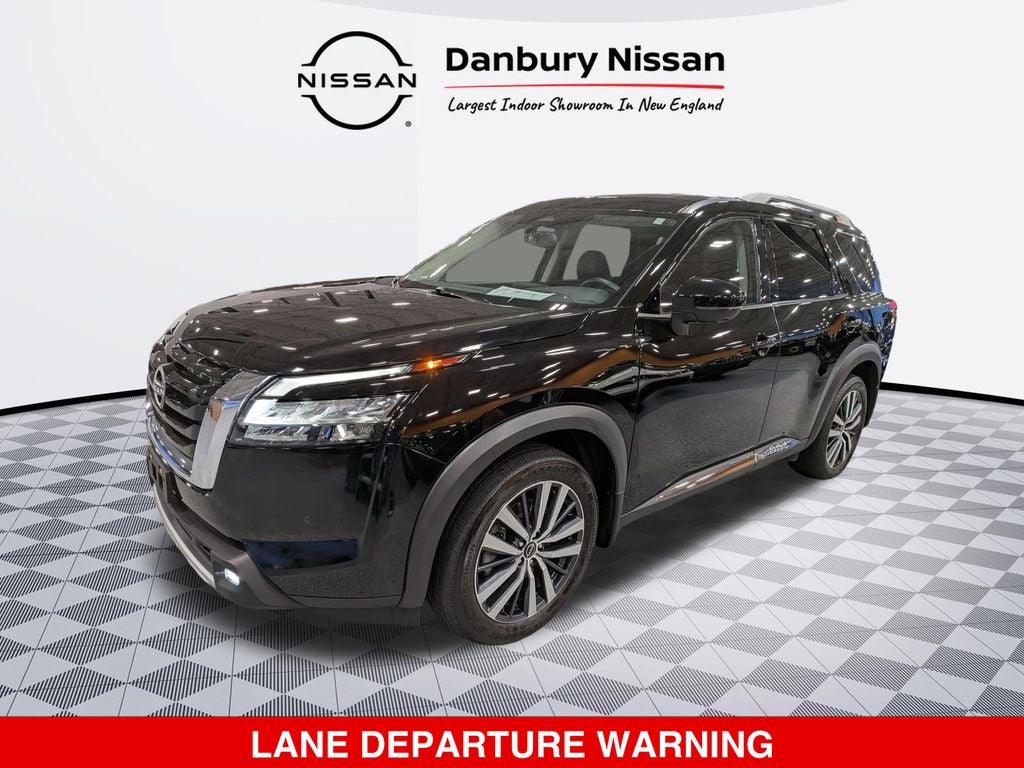 2022 Nissan Pathfinder Platinum